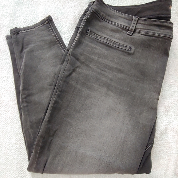 NWOT Plus Size Melissa McCarthy Seven7 Gravel Stretch Pencil Jeans - Size 24W - Picture 3 of 10